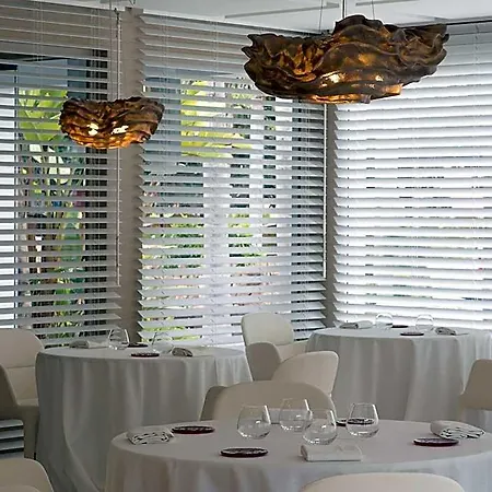 Hotel The Cookbook & 4*