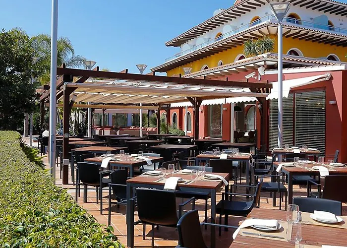 מלון The Cookbook Gastro Boutique & קלפה